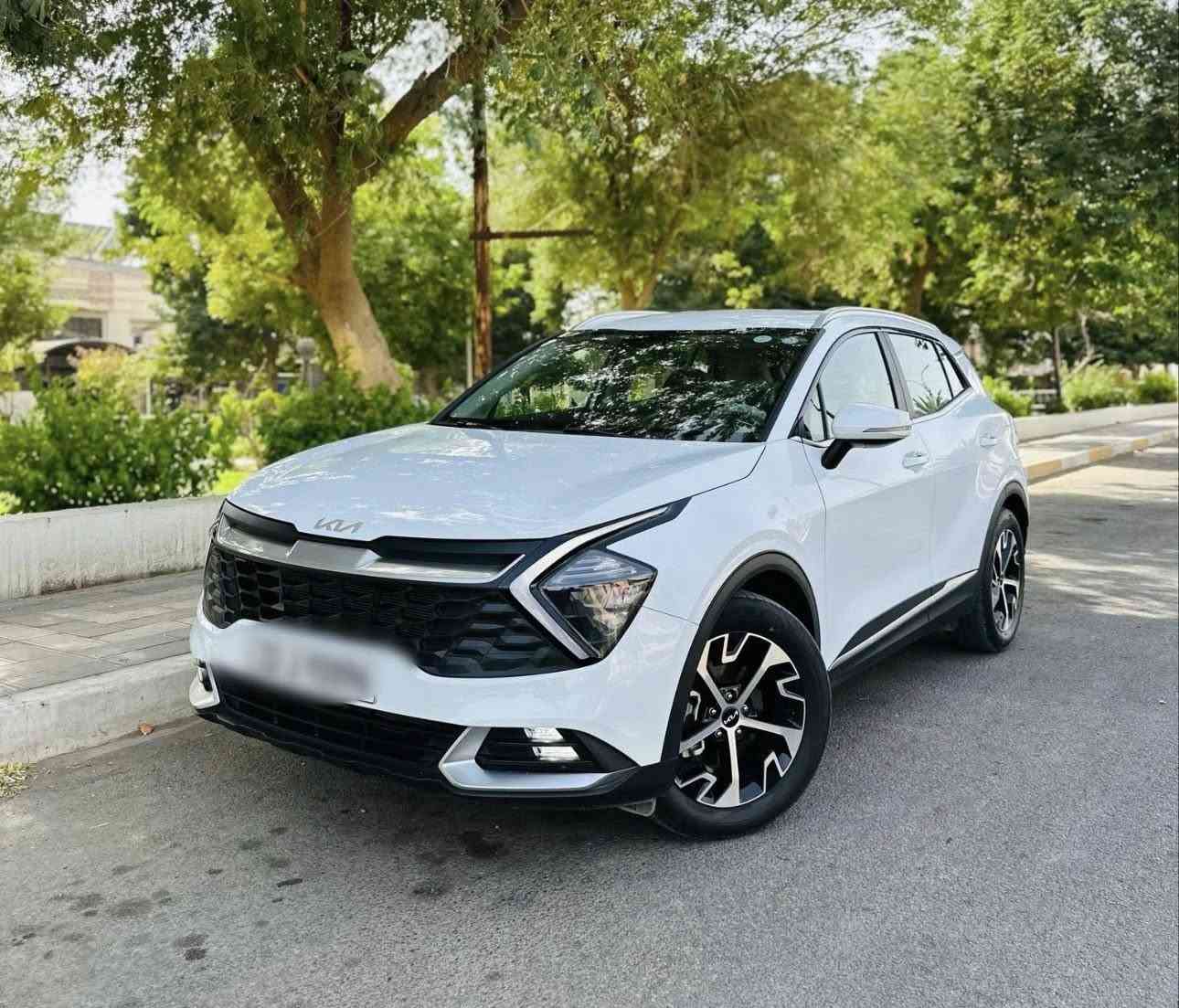 سلام عليكم
سبورتج مديل 25 خليجي شركة نيم
ماشيه 20 بحالة الزيرو
رقم اربيل سبير منازل 
مكفوله من كلشي 
بصمة 
سايد بريك كهرباء
رادارات
حساسات خلفيه
كامره خلفيه
شفتات بالأستيرن
نقطة عمياء
ومواصفات أخرى 
السعر  ٢٣٠ 
العنوان حي الجامعه ***********
