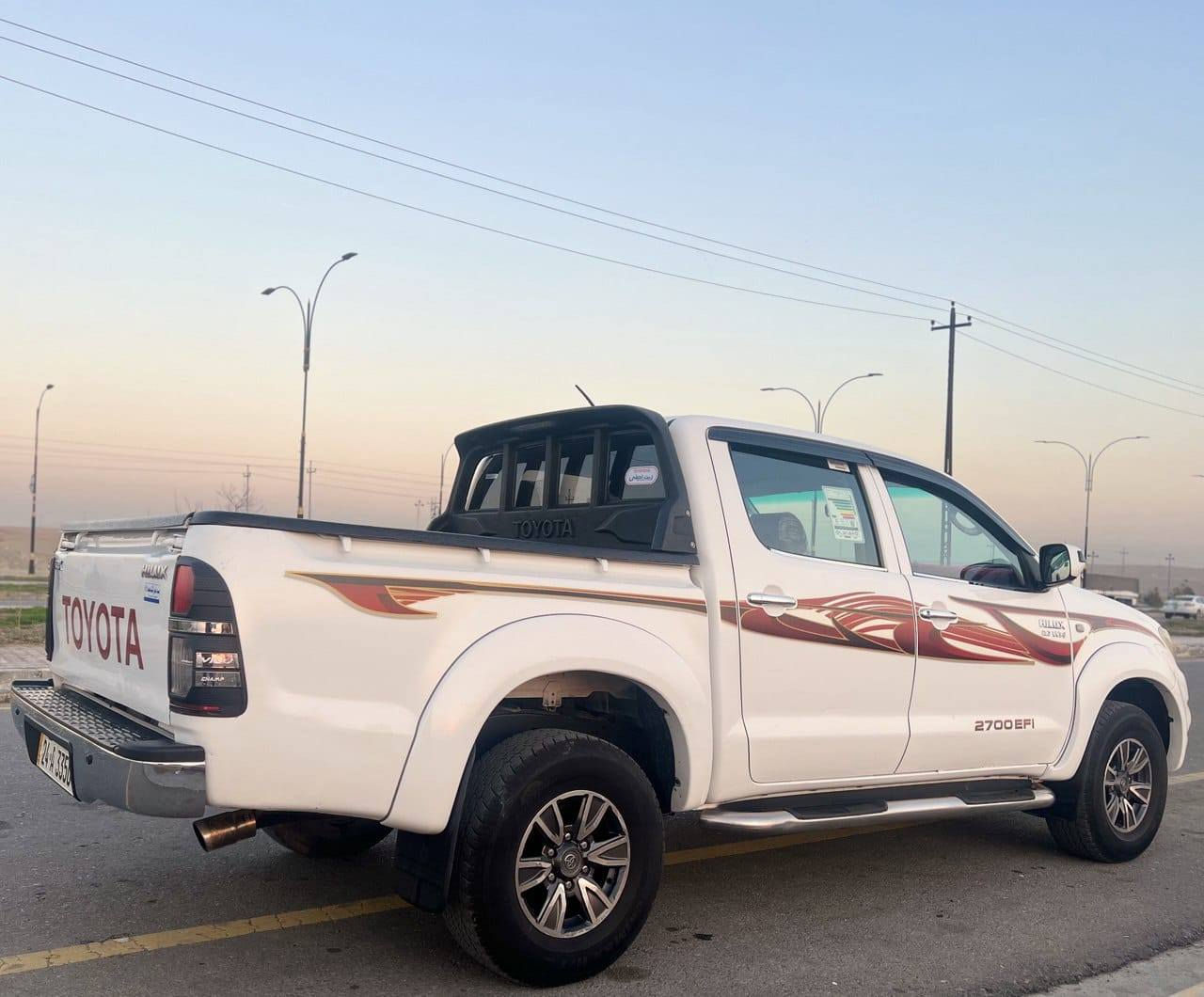 السلام وعليكم بيكم. للبيع موديل 2010
سنويه وهزه. جديده.  باسمي.  السعر 185 
 الاتصال على هذا.  الرقم. وبيه مجال قليل 
     ملاحظه الكير اوتو***********
