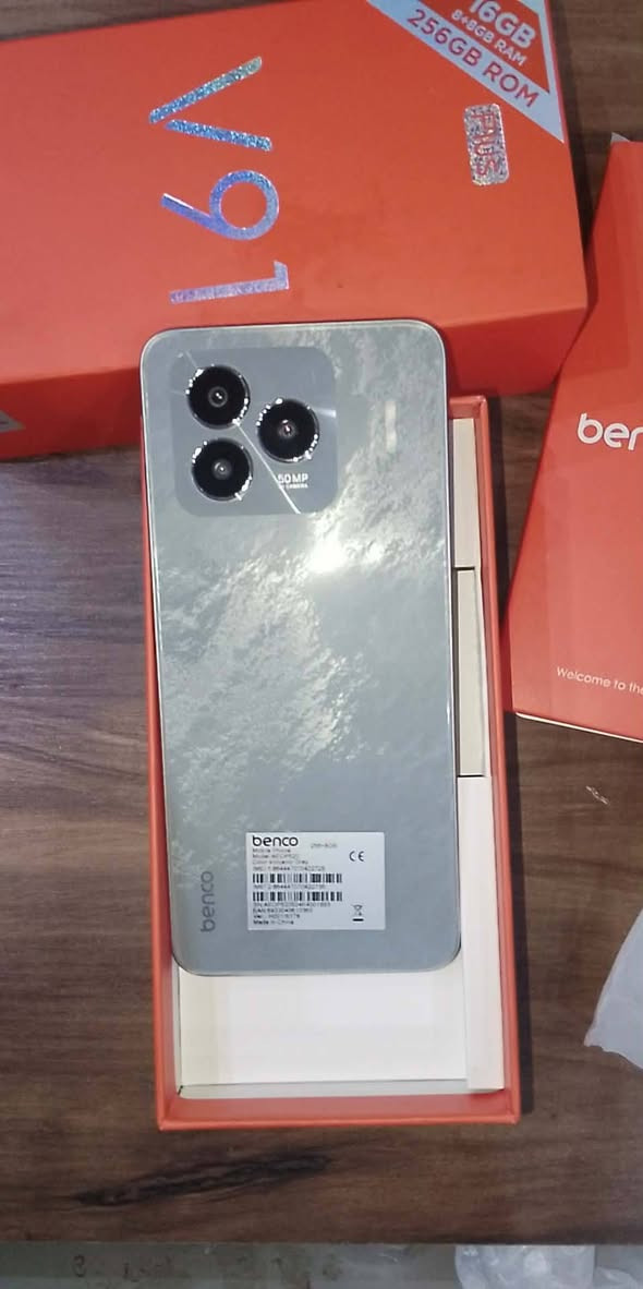 بمناسبة قدوم سنه جديده تلفونات جديد اصلي غير مستخدم شرط الفحص تكدر تاخذه #هديه او الك
***********
