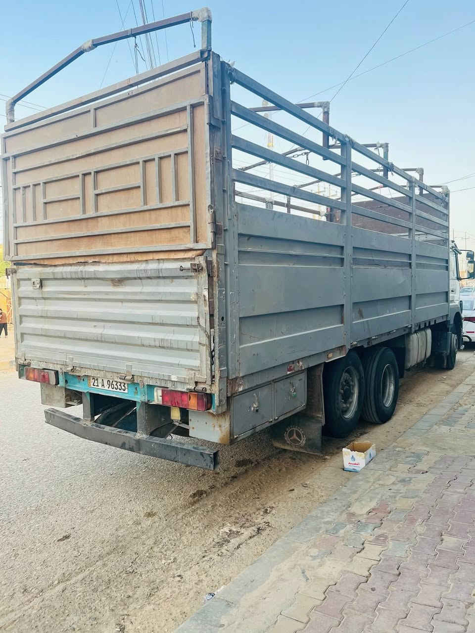 سلام عليكم اكسور للبيع  10 برغي 2003 مكان سياره ميسان العماره ***********
