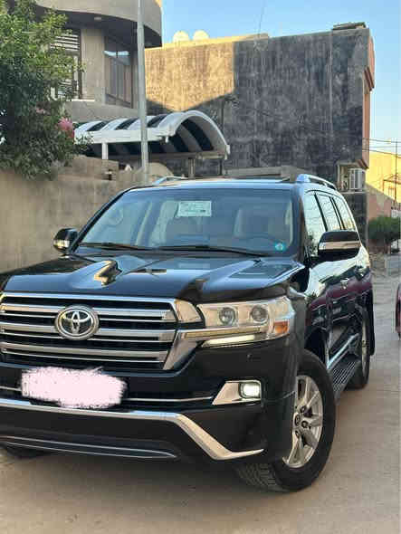 السلام عليكم لاندكروز 2016 للبيع رقم بغداد الجديد بأسمي تحويل ثاني يوم
السيارة حلوة وجديدة مكفولة كفالة عامة بيها فقط بارد بسيط جدا ماشية 131  الف السونار مرفق بلمنشور
كراسي كهرباء ، سلايد ، مري شفط ، تشغيل عن بعد ، لايت ناصي عالي زنون ، وبقية المواصفات معروفة
السعر 445$ وبيها مجال بسيط جدا 
المكان ديالى الخالص ‭٠٧٧١ ١١٠ ٥١٢٢‬ بلاد
