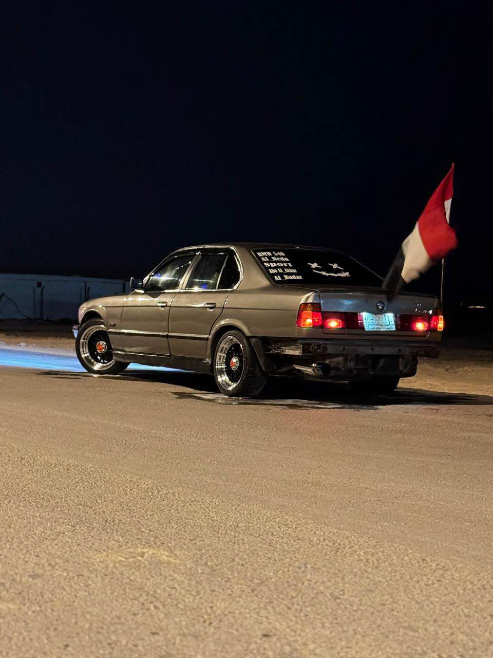 بي ام مكينه 535 موديل 92 مكينه وكير كفاله البدي شوف العين مصبوغه جماليه تخم تاير جديد حداده جديده دواخله جدد باتري جديد كهربائيات كله شغاله تبريد شغال مسجل سستم مضخم كامل جديد  السعر50 وبيه مجال مكاني بصره للاستفسار الاتصال علئ الرقم 

*********** الزبير, البصرة
