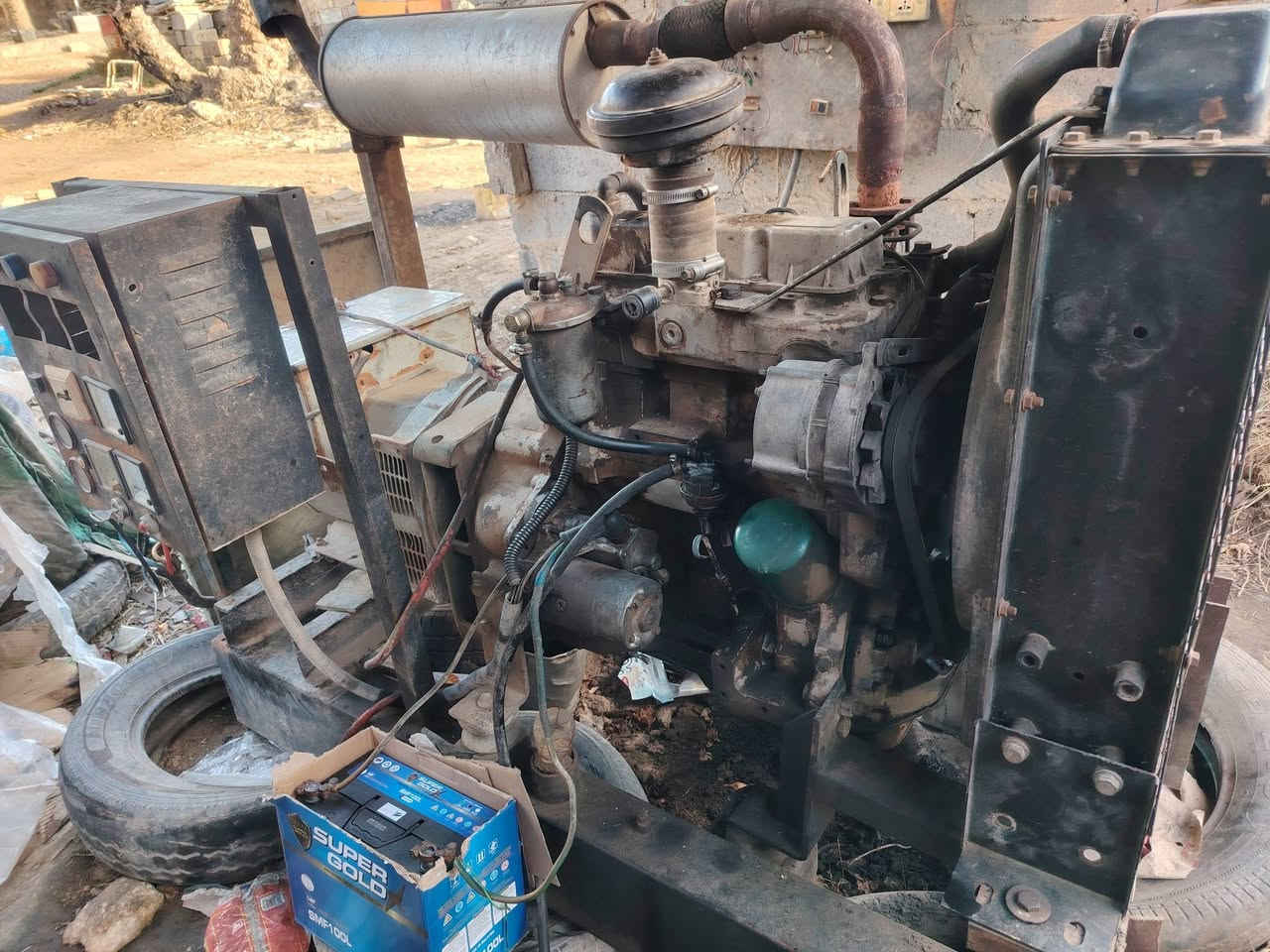 مولد جوندير  ٣بساتم للبيع راس توليد ٣٠ كيفي
للاستفسار الاتصال على الرقم ***********
