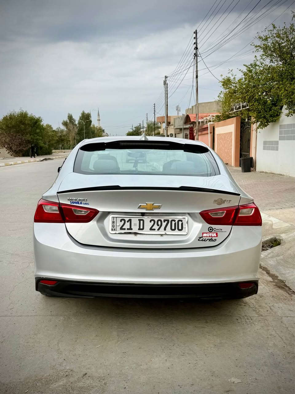 ماليبو 2016 LT 
صبغ فقط بونيد ايرباك ستيرن فقط
4 تايرات جديده 
سياره نضيفه جدا واستعمال شخصي ماشيه 80
كير ومحرك بالشرط
كوبون بانزين بيهه
بدون دينار مصرف
مكانهه كركوك 
*********** كركوك, العراق
