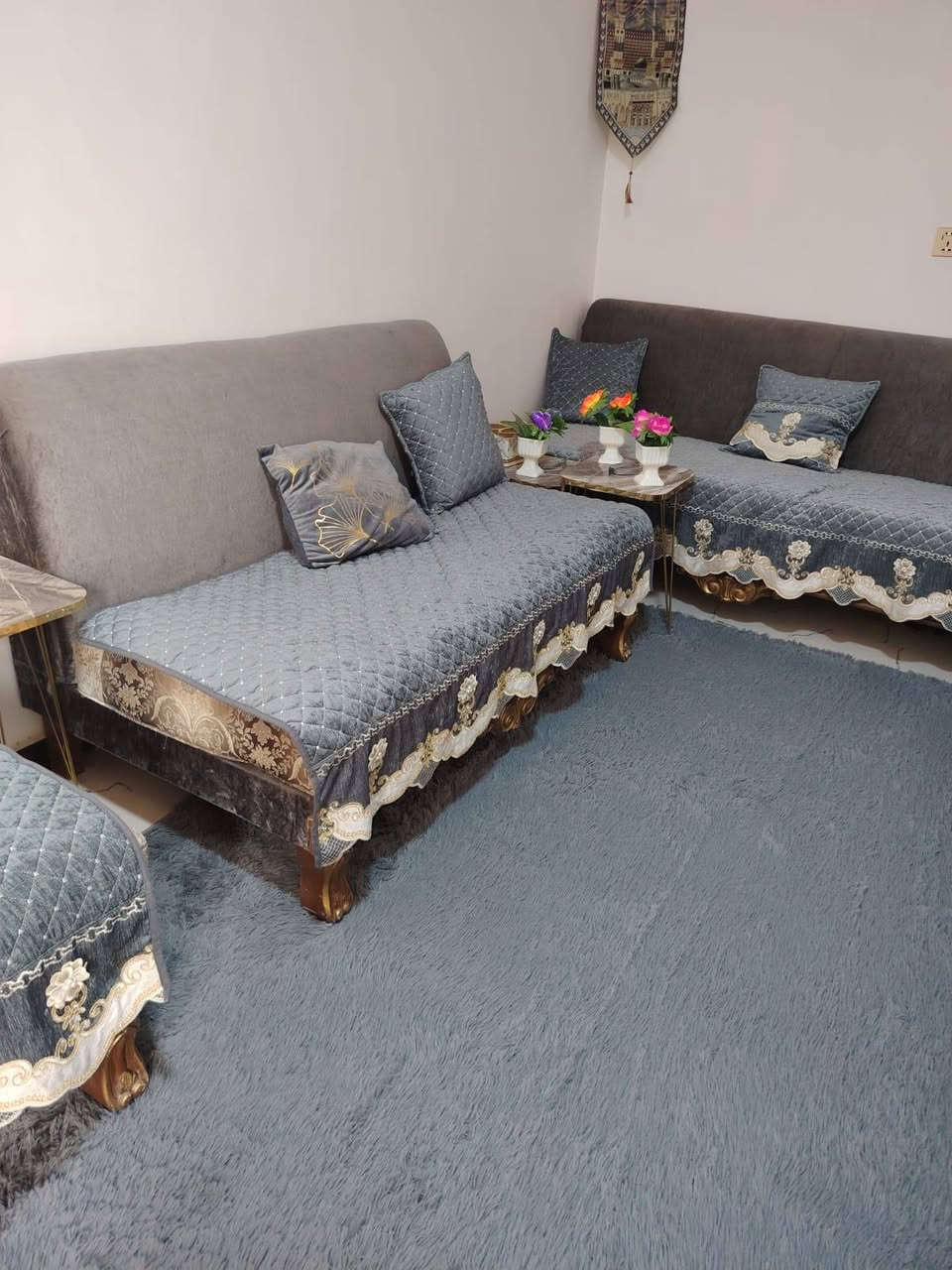 تخم جديد لبيع السعر ٣٥٠ العنوان الجزيره باب الهوه خمس قطع


**إذا كنت صاحب هذا الإعلان وتريد حذفه لأي سبب، رجاءا أرسل رسالة إلى الدعم الفني**