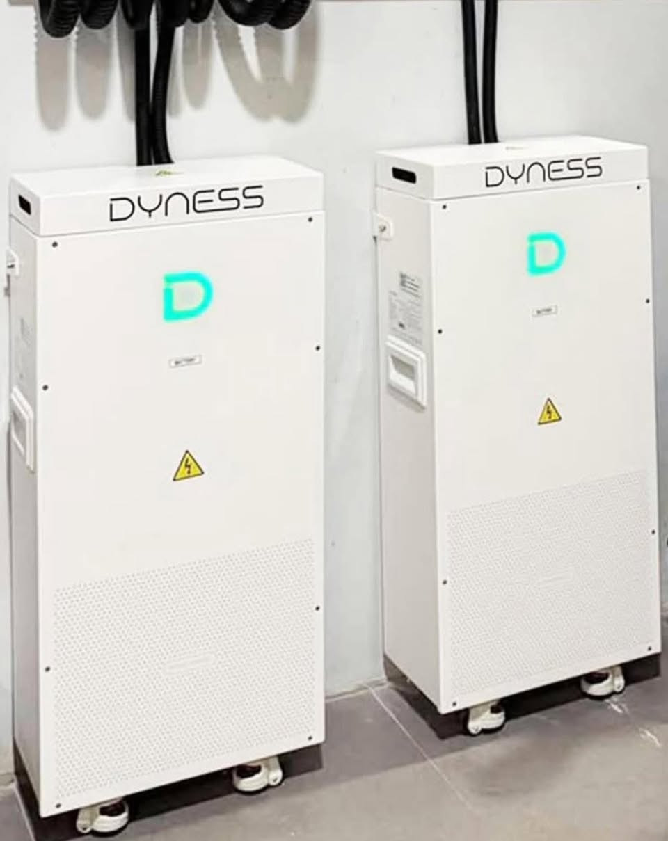 🔋 للبيع: بطارية ليثيوم Dyness (سعة 16 كيلو واط)
بطارية ليتيوم عالية الكفاءة من البراند العالمي Dyness 
مخصصة للمنظومات الشمسية وتأمين الأحمال الثقيلة.
 
السعة: 16 كيلو واط (16 kWh).

 نوع الخلايا: ليثيوم (LiFePO4) عمر افتراضي طويل وتفريغ عميق.
 
 التصميم: عمودي موفر للمساحة ومزود بعجلات لسهولة التحريك

 السعر: 2,750,000 دينار.

 الموقع: بغداد.

📞 للتواصل والاستفسار المباشر: ***********
