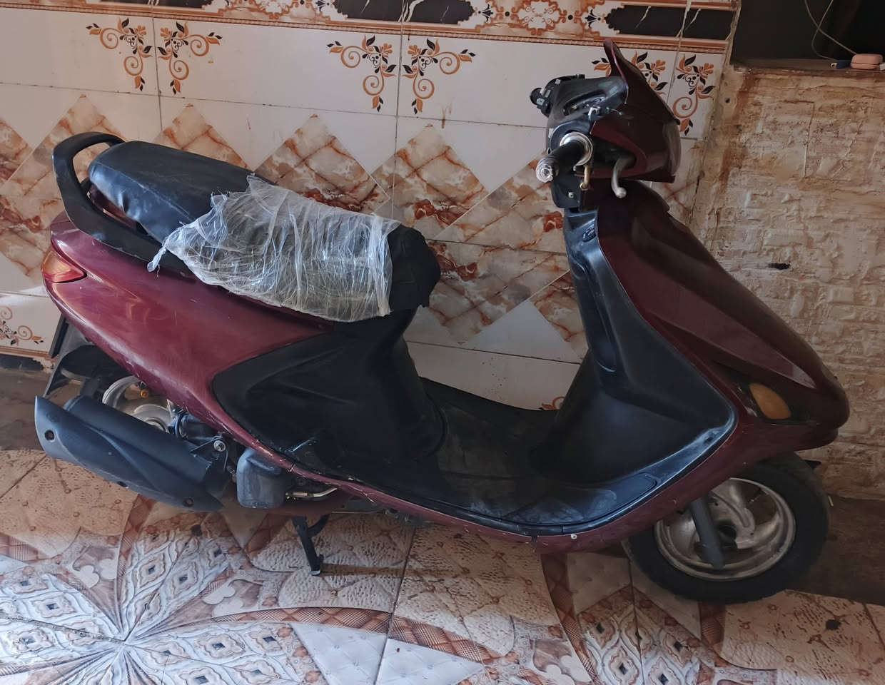 دراجه فراشه للبيع كلها شغاله سلف هندر مكينه ناعمه خرسه شلعه معدل سعر 400 بيه مجال مكان بصره حيانيه  ***********‬‏
