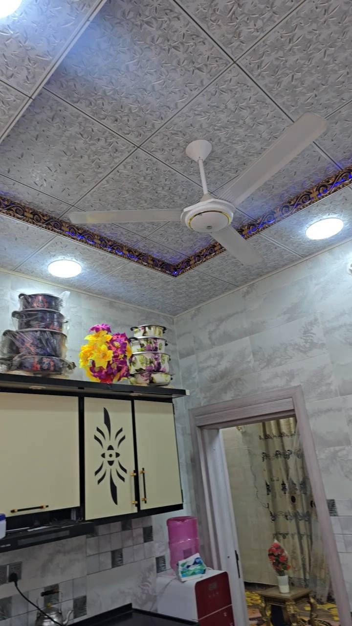 السلام عليكم 
دار للبيع المساحه 100متر مربع طابقين 4 غرف نوم  ركن 
مقابيل واحات العتبه قرب شارع الصب
المقاطعه 34 حي المهندسين 
البناء طابوك جمهوري 
درجه اولى 
الدار ينباع مع الاثاث 
السعر 145مع المجال 
يوجد تصوير كامل 
اللاستفسار اكثر مراسلة الصفحه او الاتصال على الارقام التالية 
***********
***********
