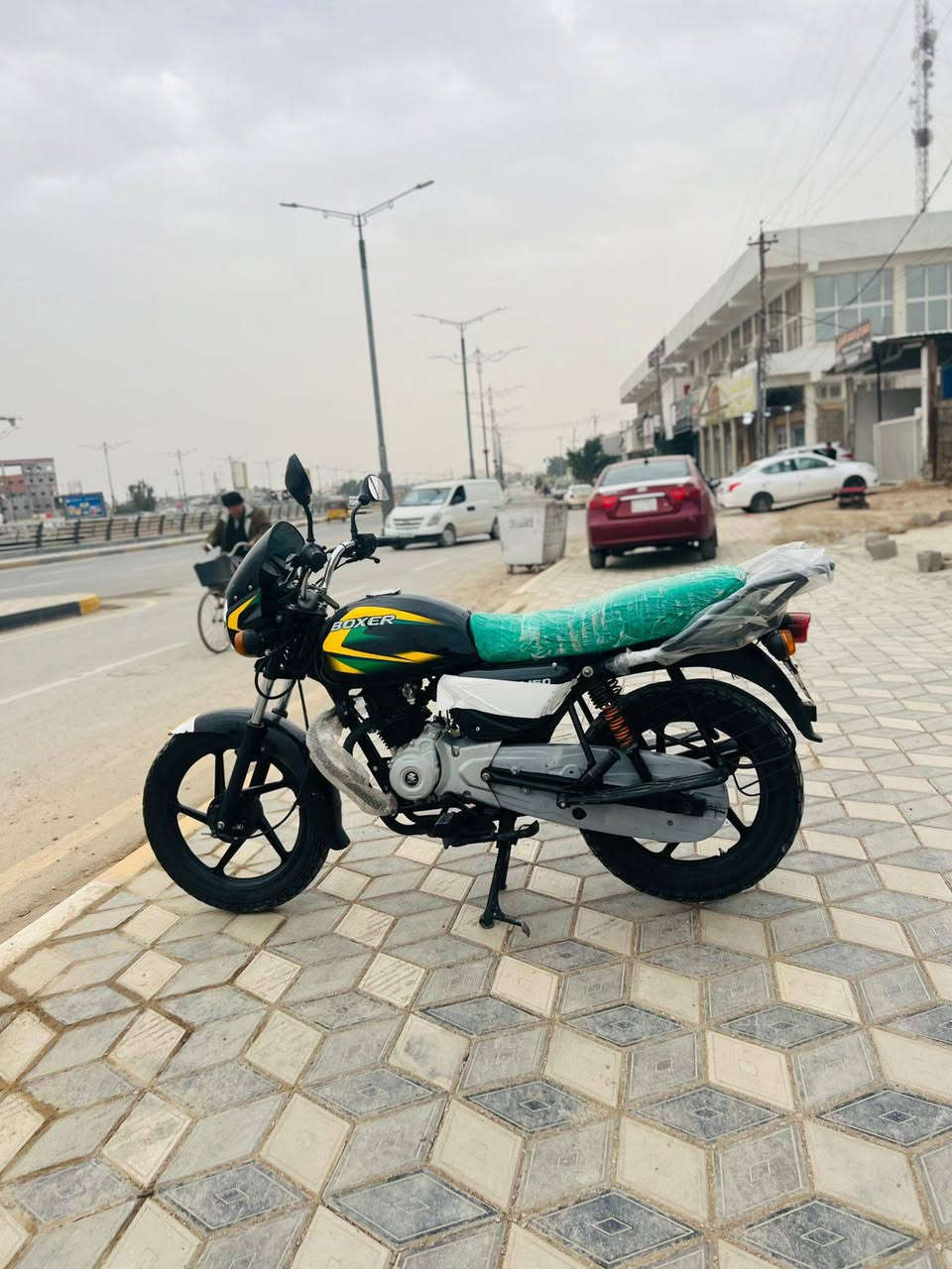 سلام عليكم
داجه بوكسر هندي  2022
كفاله عامه اذا برغي مفتوح ترجع 
مرقم ديالئ 
مكاني تحرير 
***********
