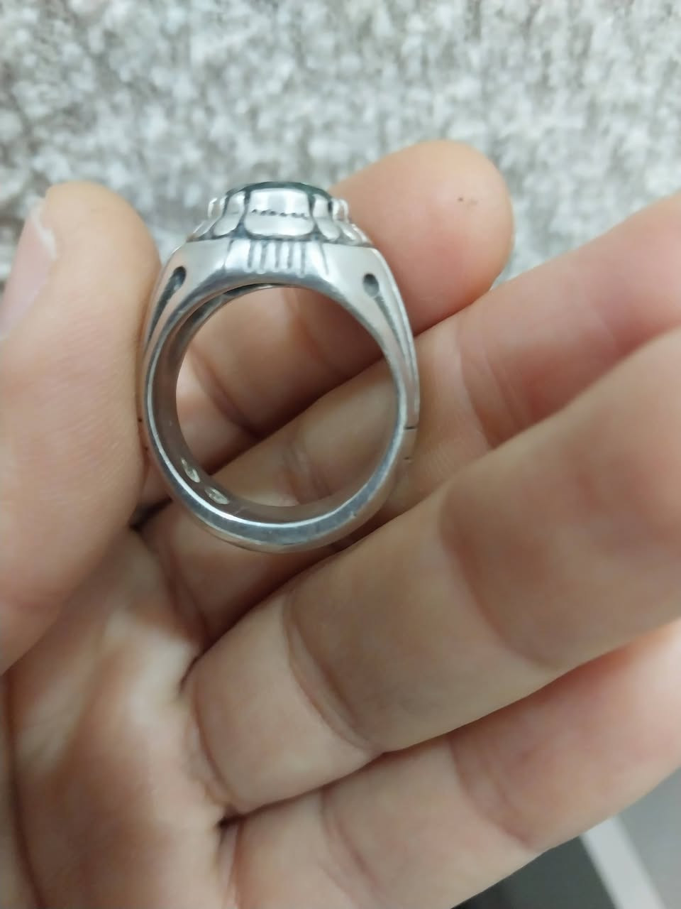 السلام عليكم موزنايت ٢٢غرام شرط يدك فول للاستفسار ***********واتساب ١
