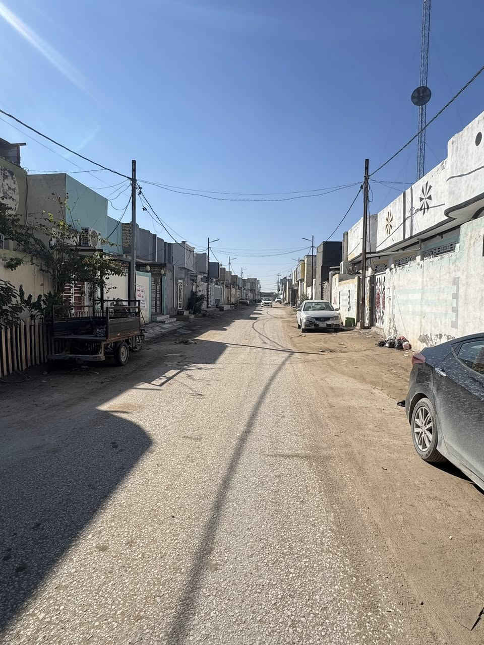 دار رهن130 متر غرفتين 
 مقابل ملحق قريه الغدير 
100 متر عن شارع الصب عامود 317 
استفسار اكثر اتصال على الرقم التالي 

***********
