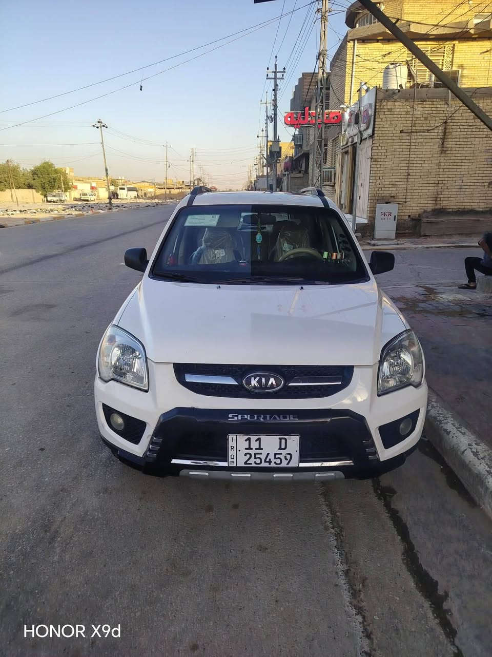 السلام عليكم سياره للبيع نوع سبورتج مديل 2010 سياره جاهزه من كلشي حداديه كير مكينه تخم تاير تبريد ثلج للستفسار *********** /***********
