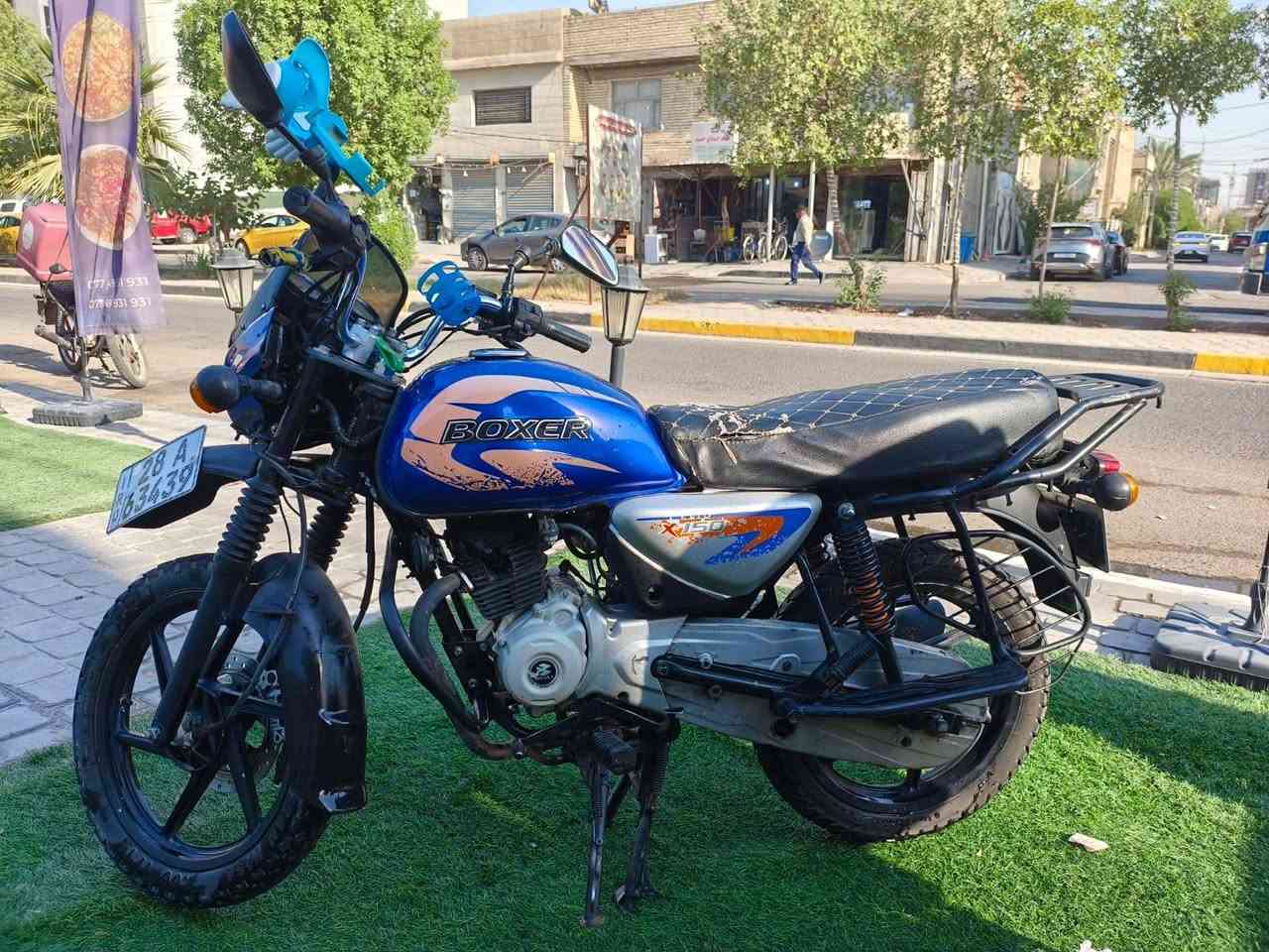 يالله بوكسر جبلي 22 مرقمه انگليزي هزه جديده مشروع وطني بأاسمي تحويل ثاني يوم الدراجه جاهزه وخير من الله  ماناقصها شي السعر 1650 العنوان السيديه قرب تقاطع الدرويش ***********
