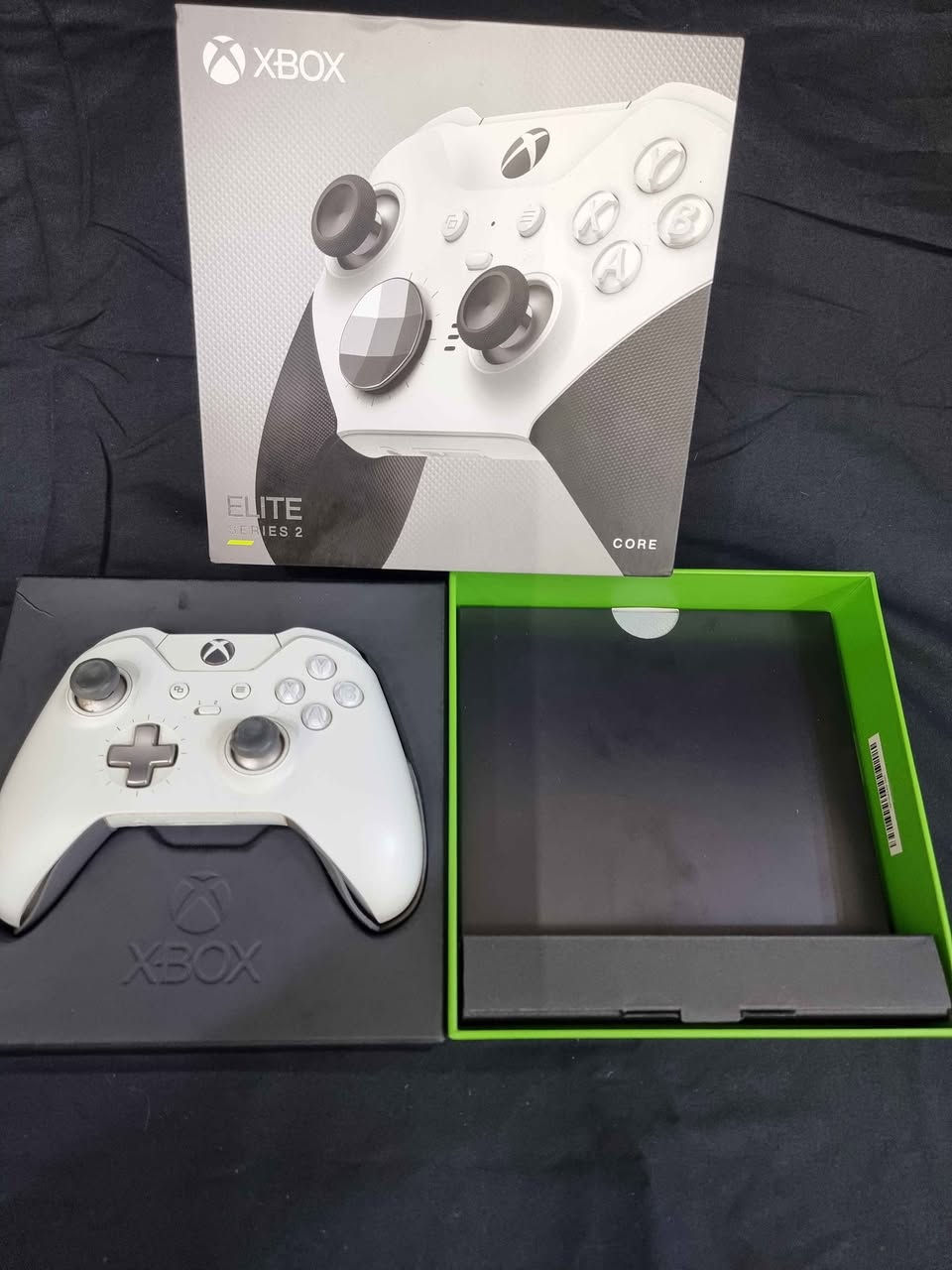 دەسکی ئێکس بۆکس ئیلیت بۆ فرۆشتن
هیچ عەیبی نیە و بە شەرت ئەیفرۆشم
تەنها ئەو لاستیکانەی ژێرەوە لێبۆتەوە
گەیاندن هەیە
نرخ -  ٥٠ هەزار أربيل, العراق


**إذا كنت صاحب هذا الإعلان وتريد حذفه لأي سبب، رجاءا أرسل رسالة إلى الدعم الفني**