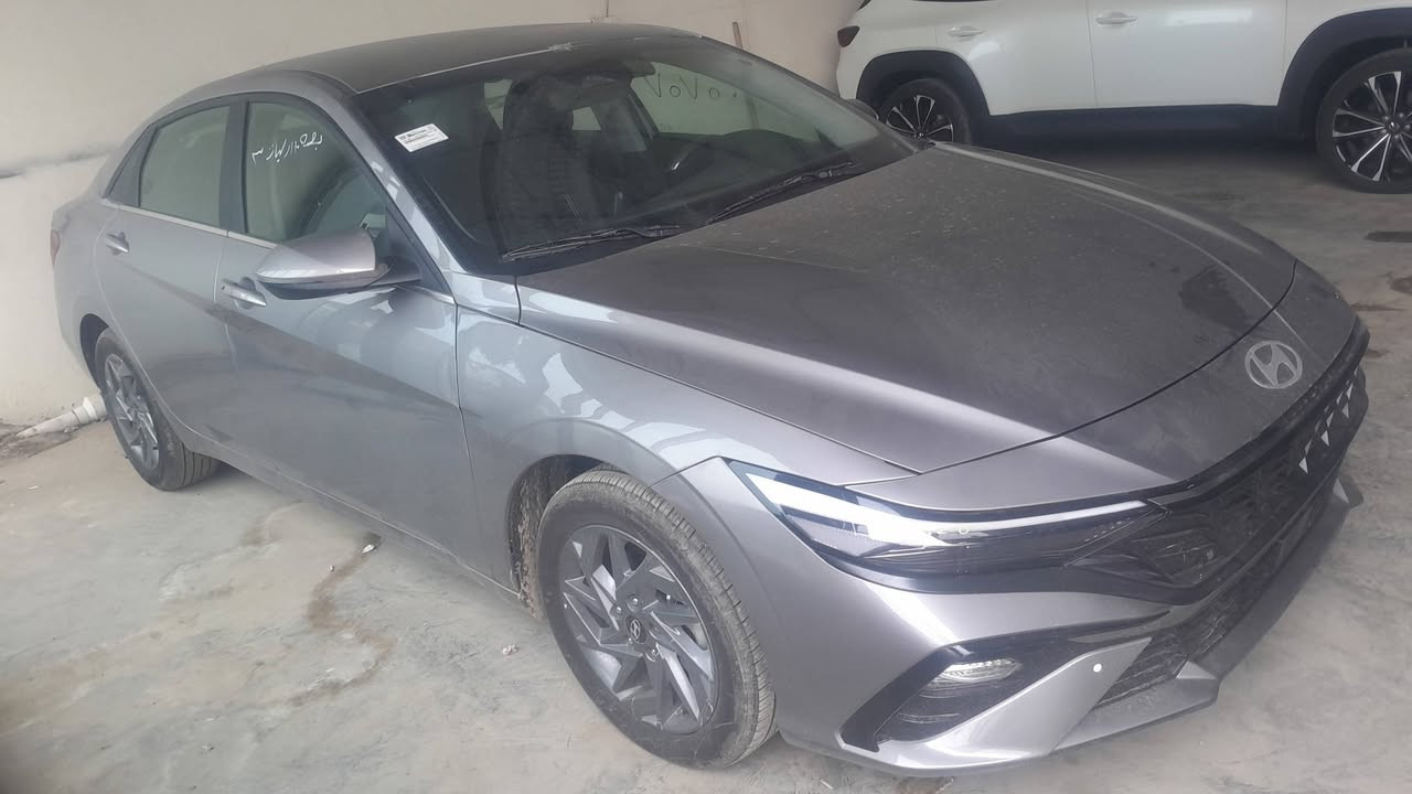 النترا هايبرد مرقم بغداد
تبديل بنيد جاملغ جهه سكن
مواصفات بصمه ابواب بصمه تشغيل 
رادارات تشغيل بعد 
تبريد قطعتين 
حساس امامي خلفي 
ماشيه 5000 
مكان السياره ديالى بعقوبه 
السعر 165$
***********
