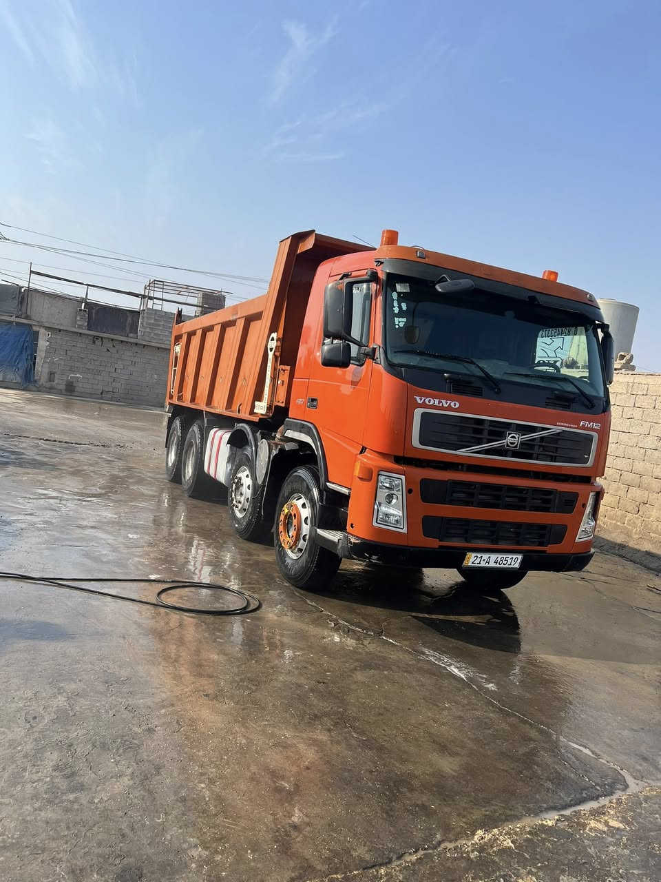 سلام عليكم للبيع فالفو شيطان موديل / 2002 / FM / عكرب بلادي محرك 420  مجموعه توبتلاين رقم سليمانيه بسمي العنوان بغداد للستفسار ***********
