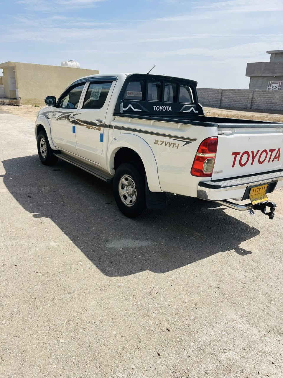 يا الله سلام عليكم 
للبيع تيوتا بيكم فور ويل كير عادي 
موديل 14 رقم شمالي سنويه ل27
سياره كفاله عامه كير محرك تدفئه 
تبريد سدر وره وكدام تخم تاير سياره جديده كلش تريد وكاله تريد تحويل
سعر 200 وبيها مجال 
عنوان واسط صويره شحيميه
غير متواجد فيس ***********
