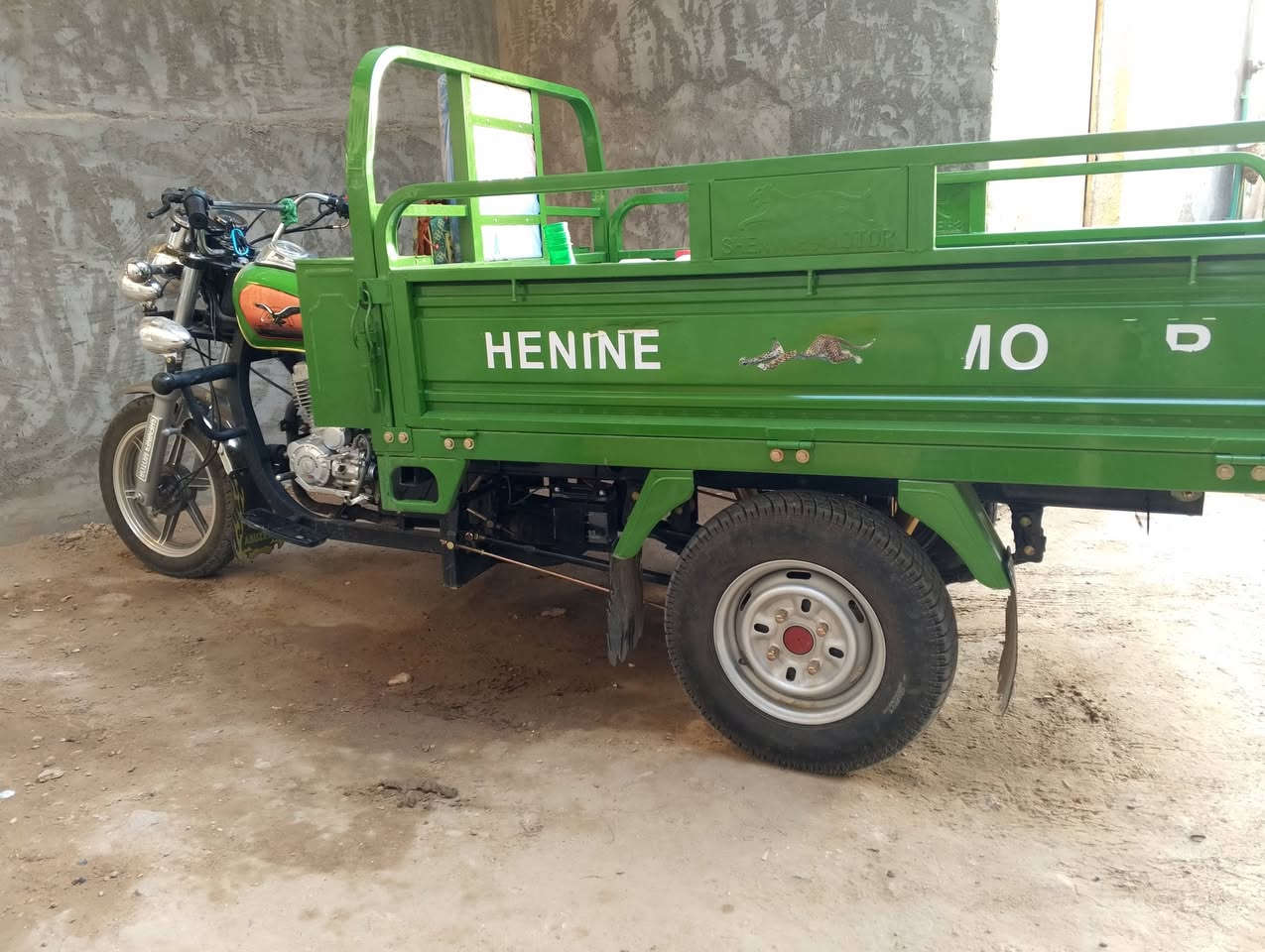 السلام عليكم ستوته مديل 23 قبل 4 تشهر طالعه من الوكيل  بسمي اوراق اصولي مكان طوريج ملبيج سعر  3ملاين او 100  للستفسار ***********
