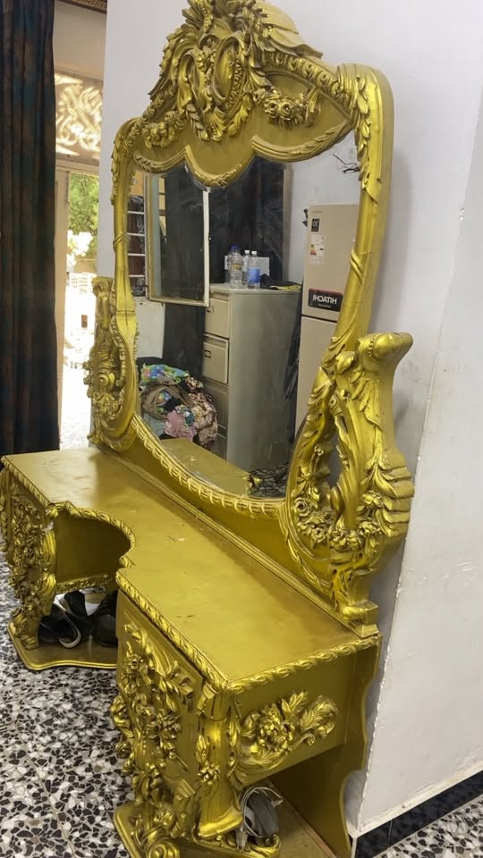 السلام عليكم غرفة زان مصري بسعر مناسب شراي يتصل ‭***********‬
