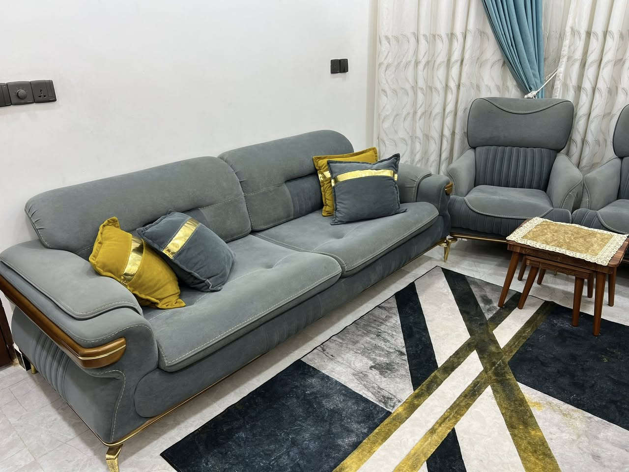 السلام عليكم تخم للبيع وكاله المنصورالنضافه فول عنواني كوت واسط السياسين السعر مليون وربع يتحول نظام السرير ***********
