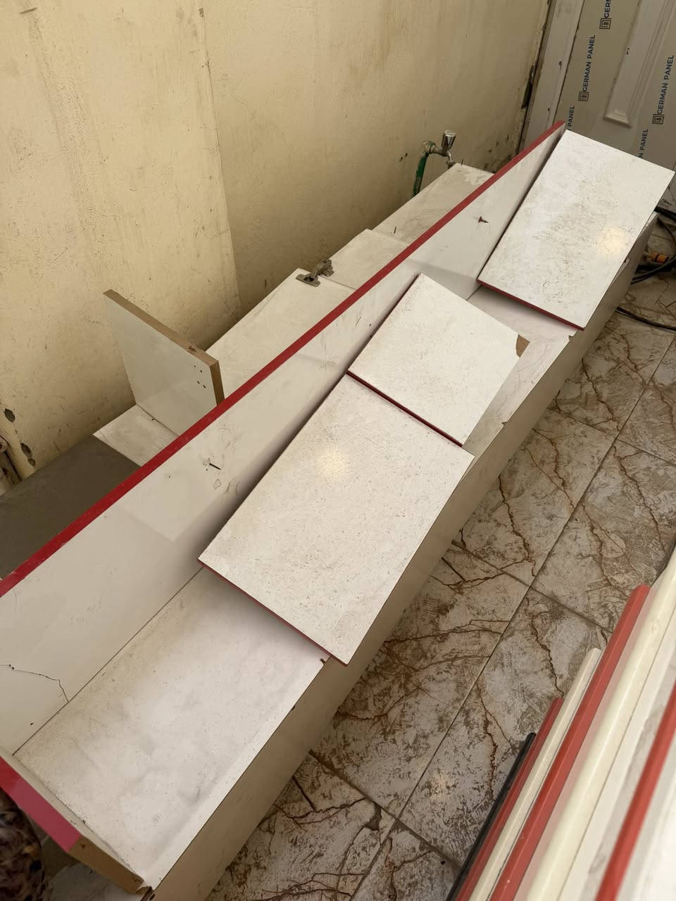 للبيع
***********
