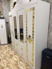 سرير ٢ • ميز تواليت • دواشك ضغط عالي