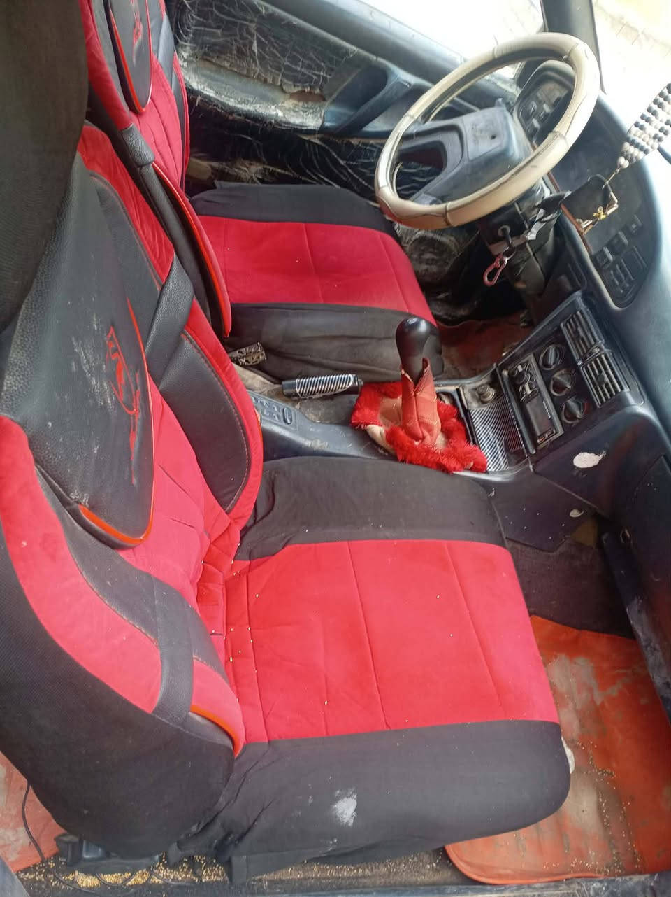 سلام عليكم شباب برنس للبيع مكينه وكير خير من الله تخم تاير جديد صدر مامي صدر خلفي جدد كشرها حلوو ونضيف سعر 22 وبيها مجال بسيط هاذا رقم صاحبه أتصل ودلل ***********
واني مكلف بل نشر 🫡
مكان ديالى الخالص
