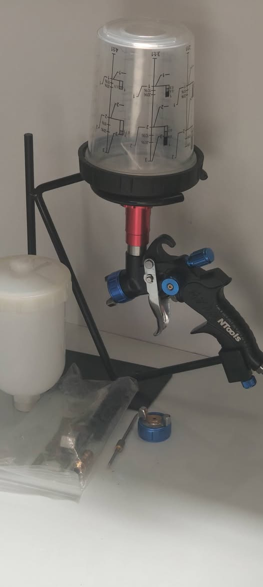 مسدس صبغ سيارات صغير مع ملحقاته 1.0و0.8 بنظام بوشه مو ربلات يعني بدون اعطال السعر70بي مجال العنوان نجف حي الصناعي بلوك الثاني قرب المصرف ***********يوجد توصيل
