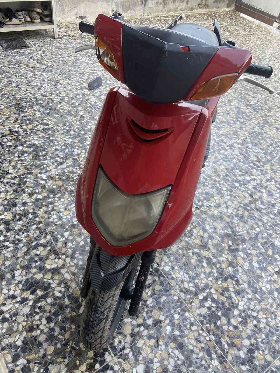 السلام عليكم سكنس نثيه بوشه 58 الدراجه شغلها جديد دبلات جدد سلف رياضي نكره سلف او هندر جديد كابريتر بلاديه جاملغ كاربون دراجه نقصها ترتيبات بصيطه من الخارج 
السعر 450 او بيها مجال بصيط  
الاستفسار ‭٠٧٧١ ٤٢١ ٩٤٣٧‬
