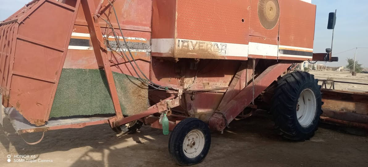 السلام عليكم ورحمة الله وبركاتة 
دراسه لافيرد للبيع موديل 1985 عراقي جاهزة للحصاد السعر 12 مليون المكان قضاء مخمور ناحيه القراج للستفسار اتصل على 
***********
***********
