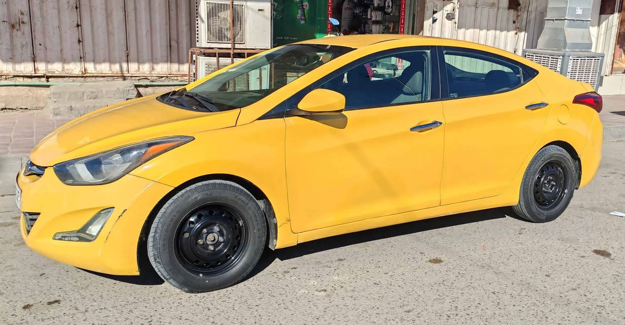 النترا 2016 أمريكي حادث بنيد و جاملغ والباقي ليبل واحد 
مكينه 1800 دوش (ماشيه 88)  رقم انجليزي وسنويه وهزه جديده وبسمي المكان كربلاء
السعر 115.. غير متواجد ع فيس
اتصال فقط  *********** كربلاء, العراق
