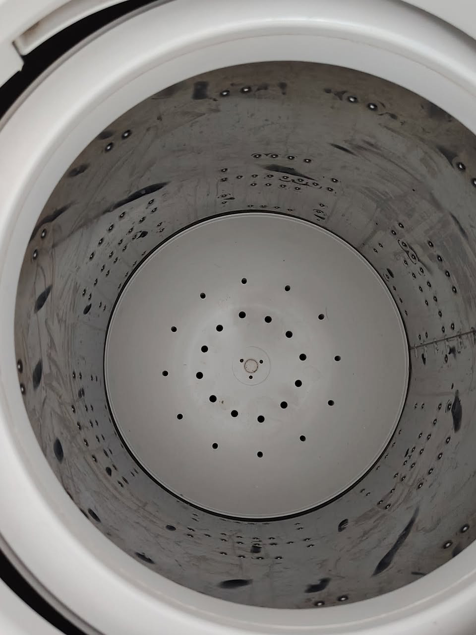 غسالة توشيبا الاصلي
جديدة جديدة جديدة وحق امير المؤمنين استعمال جدا قليل بدلتها بغسالة اوتو وستغنيت عنها
حجم جدا كبير ١٣ كيلو قيم بيما يرضي الله واخذها بالعافية
***********
