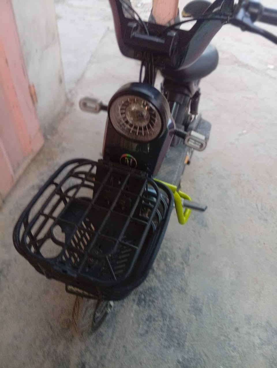 السلام عليكم دراجة شحن لبيع حجم 14
بطاريات4 تشغيل عن بعد 
شراي يتفضل خاص


**إذا كنت صاحب هذا الإعلان وتريد حذفه لأي سبب، رجاءا أرسل رسالة إلى الدعم الفني**