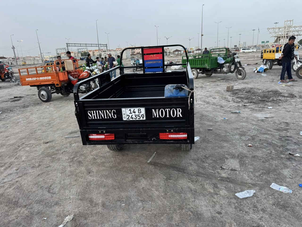 السلام عليكم شباب ستوته كربلائيه مديل23 طالعه بل26 رقم وسنويه تحويل ثاني يوم السعر 3 و100 الشراي يتصل ***********
