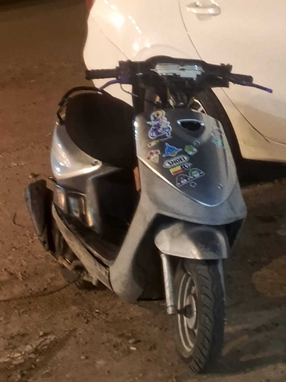 دراجه ماكس قجمه للبيع دراجه خير من الله خرسه نواقص بسيطه بيها ويل رياضي خلفي دبل خلفي رياضي قبضات يدات بريك رياضي 
مكان بغداد سعر خاص موجود


**إذا كنت صاحب هذا الإعلان وتريد حذفه لأي سبب، رجاءا أرسل رسالة إلى الدعم الفني**