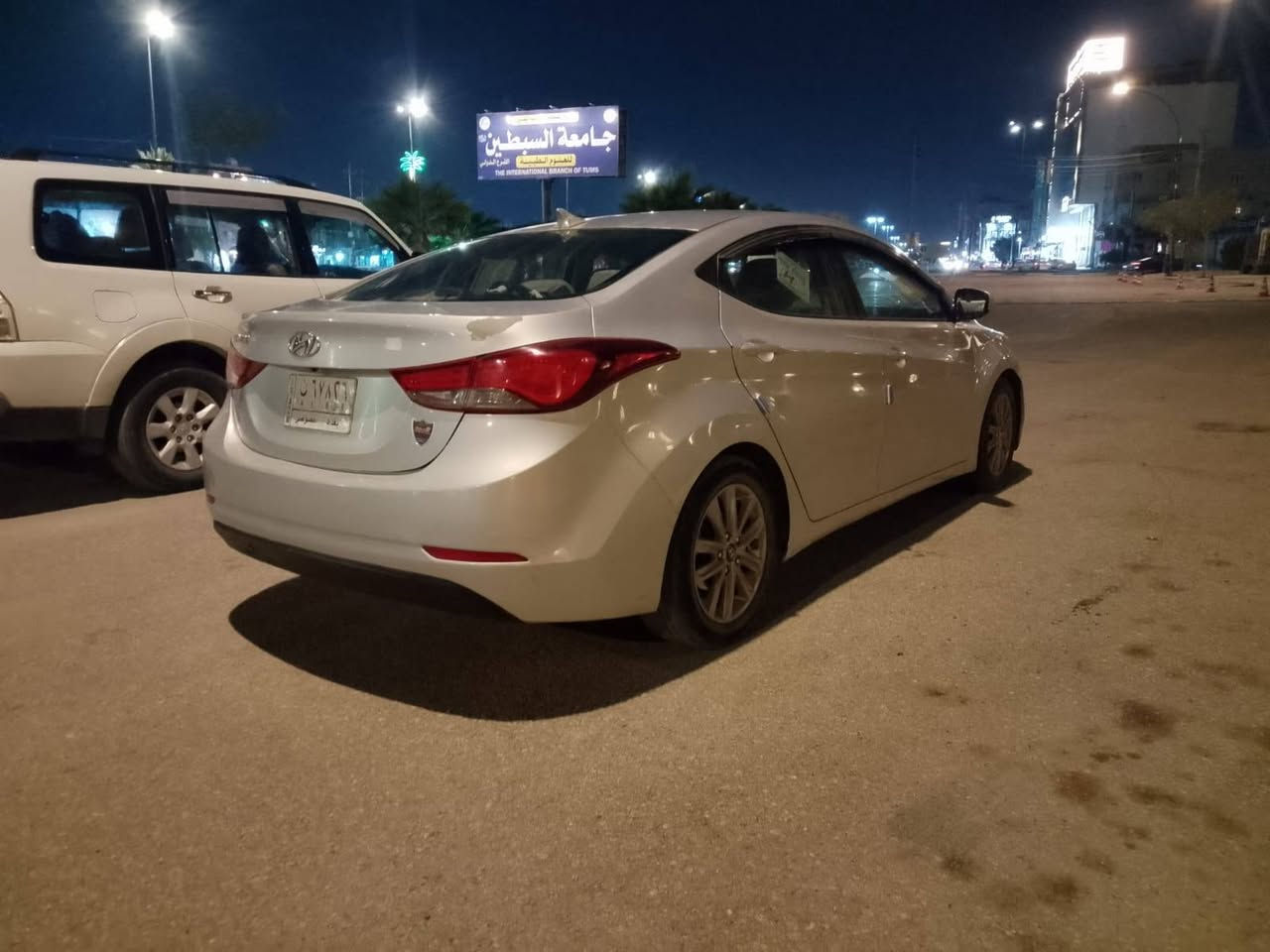 السلام عليكم سياره نوع النترا مديل 2015مكفوله بيها قطعتين الباقي كفاله عامه من كلشي فول مواصفات فتحه تحكم استرن حساسات مري شفط كشنات جلد اشاير بل مري شفتات ستيرن مكينه 1800العنوان كربلاء السعر 98بيها مجال رقم*********** الهاتف
