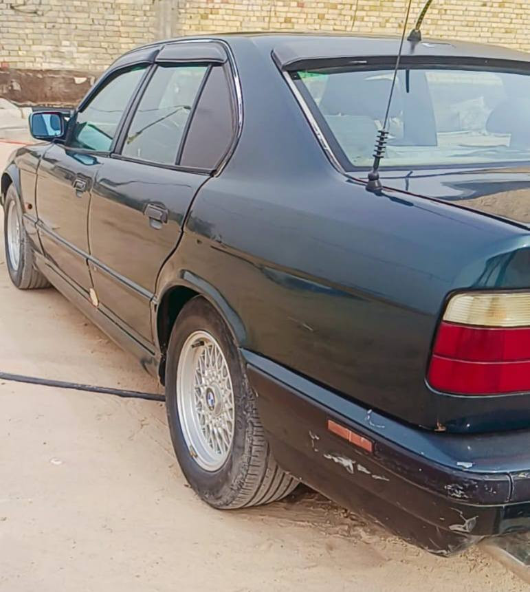 بي ام 525
كفاله عامه من الضربه
فقط صبق جماليه 
كير مكينه مكفولات 
تخم تاير تبريد ثلج 
حداده جديده 
رقم بغداد تحويل ثاني يوم 
عنوان النجف
 السعر 55 وبيها مجال
الرقم ***********
