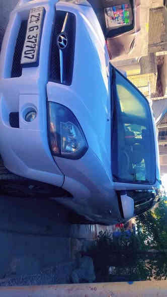 السلام عليكم 
توسان خليجي ٢٠٠٩ سليمانية الرقم الدولي 
سيارة جاهزه من كلشي بيه الجاملغ الأمامي الأيمن مبدل والابنيد مصبوغ والباقي ابلادية فول موصفات شاشة كبيرة كامرة مكينة ٢٧٠٠ تبريد ثلج فتحة سقف تخم تاير صدر جديد إدامة كاملة مابية اي نقص وبالخير على صاحب القسمة بغداد شهداء العبيدي 📞 *********** 
السعر ١08$ وبيه مجال
