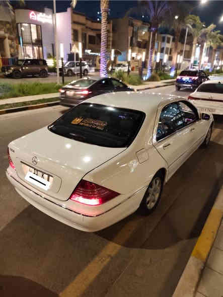 للبيع مارسدس غواصه 2001
S350

سياره عليه ادامه كامله

 صبغ حزام تجديد لون

 رقم بغداد دولي

مكانه بغداد البياع

السعر 120 وبيه مجال حك الجيه

***********
