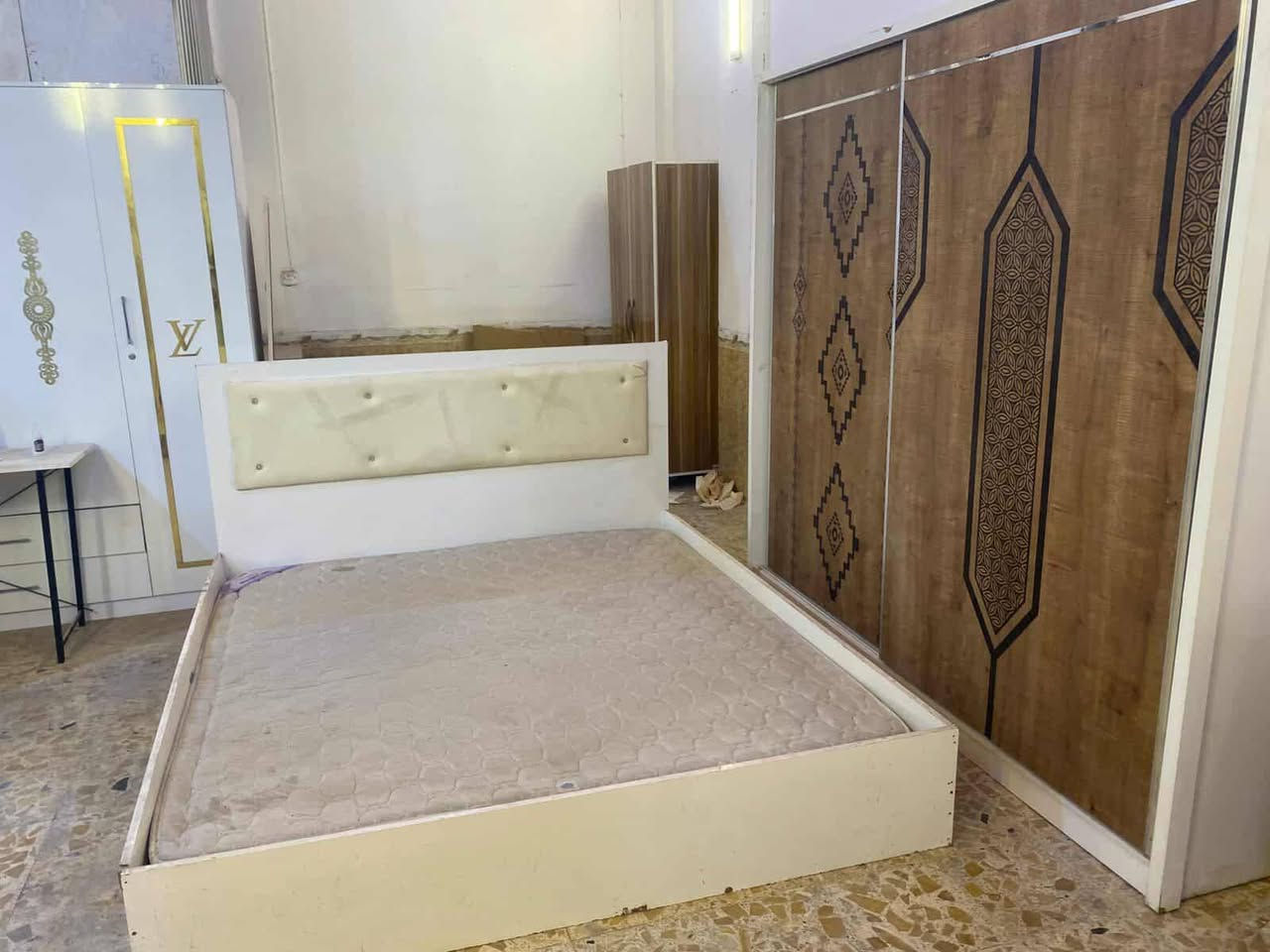 غرفه نوم تركي ٤ قطعه جديد مامستخدمه اخر قطعه المعروضة بالمعرض بسعر مناسب بيع مستعجل
٢٢٥ الف


**إذا كنت صاحب هذا الإعلان وتريد حذفه لأي سبب، رجاءا أرسل رسالة إلى الدعم الفني**