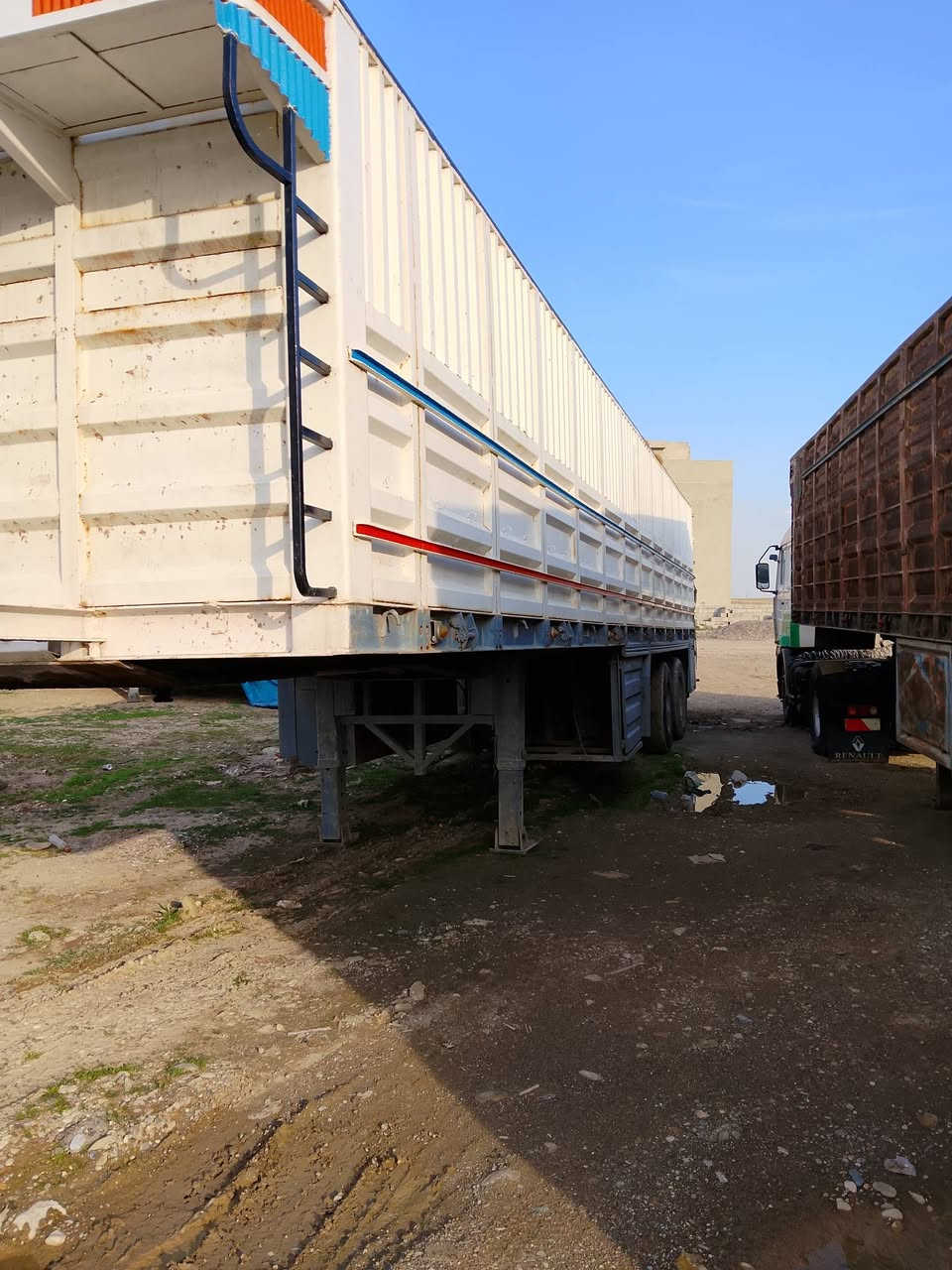 السلام عليكم عربانه للبيع نظيفه   115/***********
