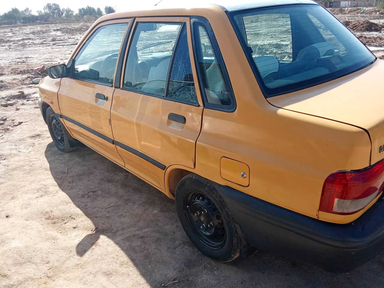 سلام عليكم سياره موديل13 سنويه27  مصفره هيه وغرمات السعر 28 وبيهه مجال الدونيه طريق السنيه مالكهه الدونيه ***********
