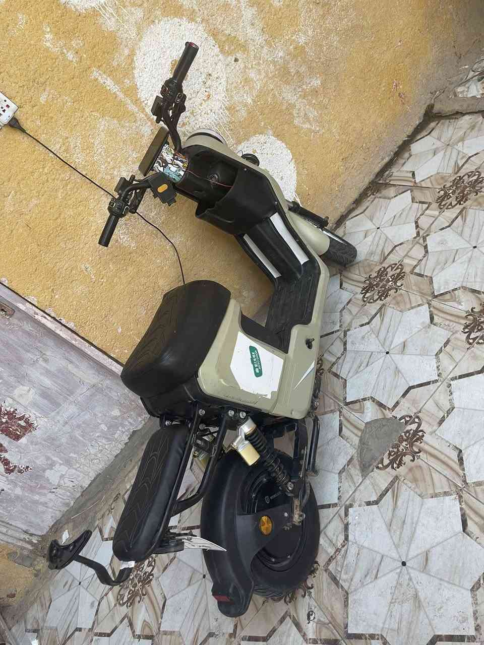 سلام عليكم دراجه لبيع مديل2024بطاريات 32دراجه نضيفه كلشي بيه شقال بصمات وياها بكاني بصره قبله رقم تلفوني ***********واتساب بي
