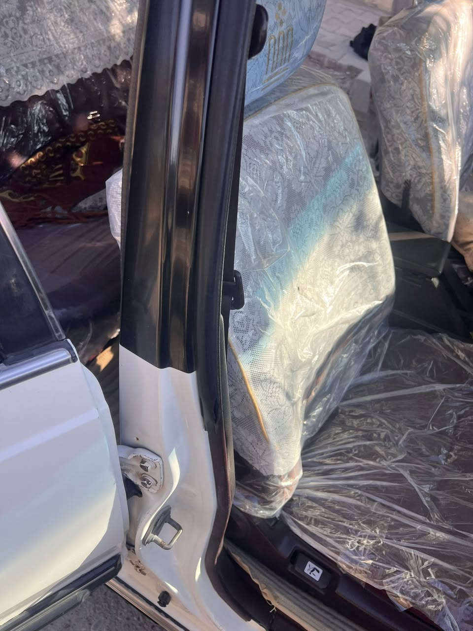 فقط. اليدور. جديد. سوبر. 84 كير. ومكينه بلاد.   داخل لوك شركه سعر 72. اتصل وتدلل ‭٠٧٨٢ ٢٦٤ ٤٨٤١‬
