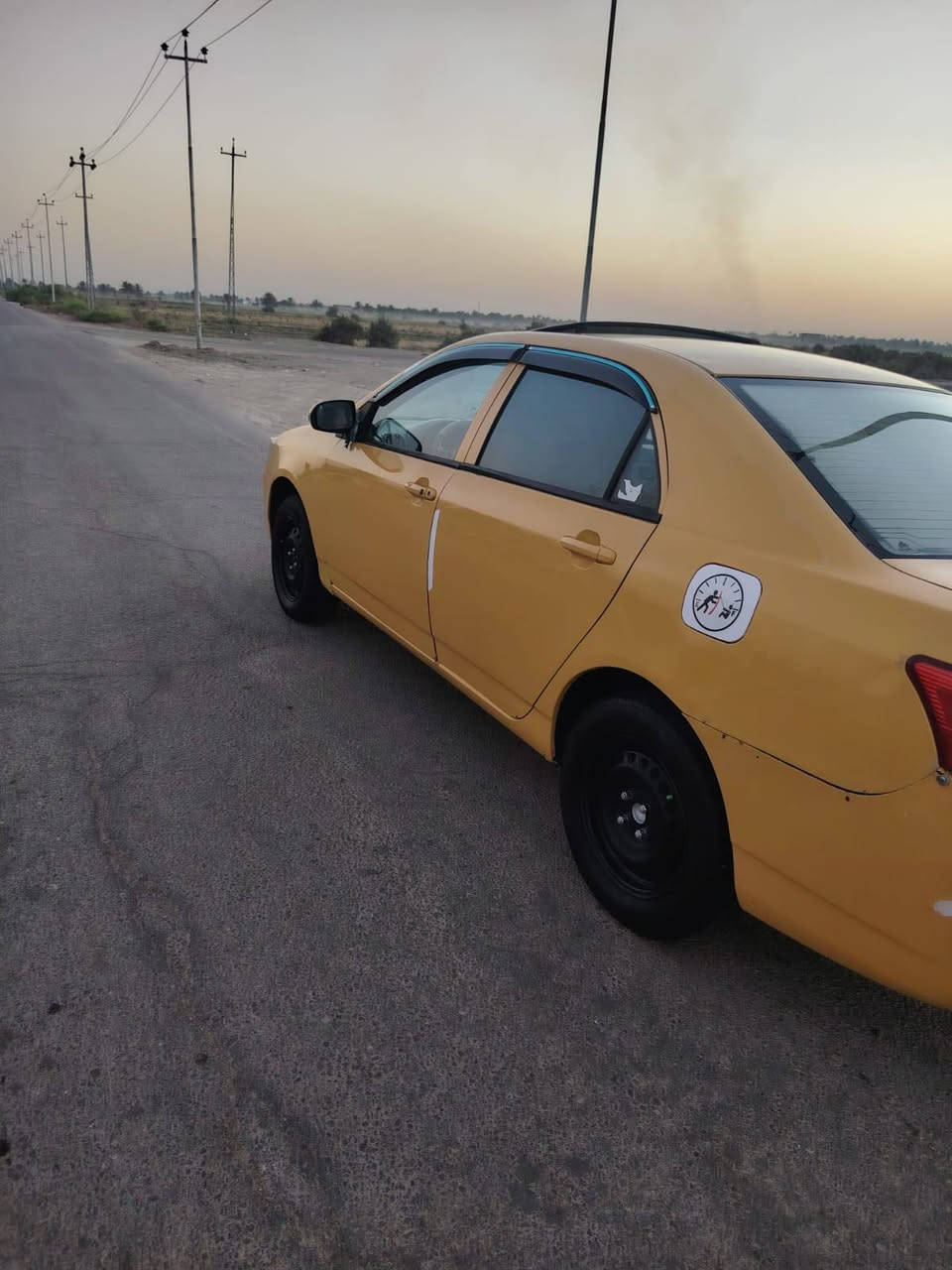 سلام عليكم بيوايدي للبيع سياره كفاله م̷ـــِْن ضربه وصبغ عله وضع الشركه كير مكينه منضومه تبريد قبل 20 يوم شادهن جدد تخم تاير حداديه جديده بسمي اني المالك رقم انكليزي    ***********
