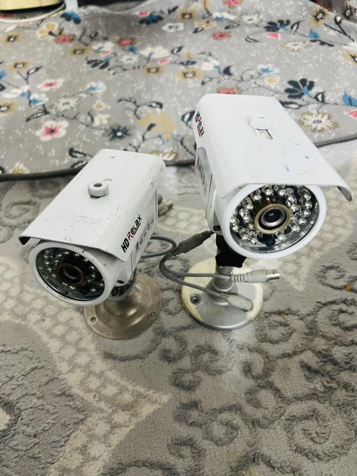 جیهاز dvr ١٦ چنال ٣قطع
کیبل vgr ٣قطع
٢کامیرە
كلشي 35 الف
فحم فحم فحم
توصيل متوفر 
***********واتس اب
