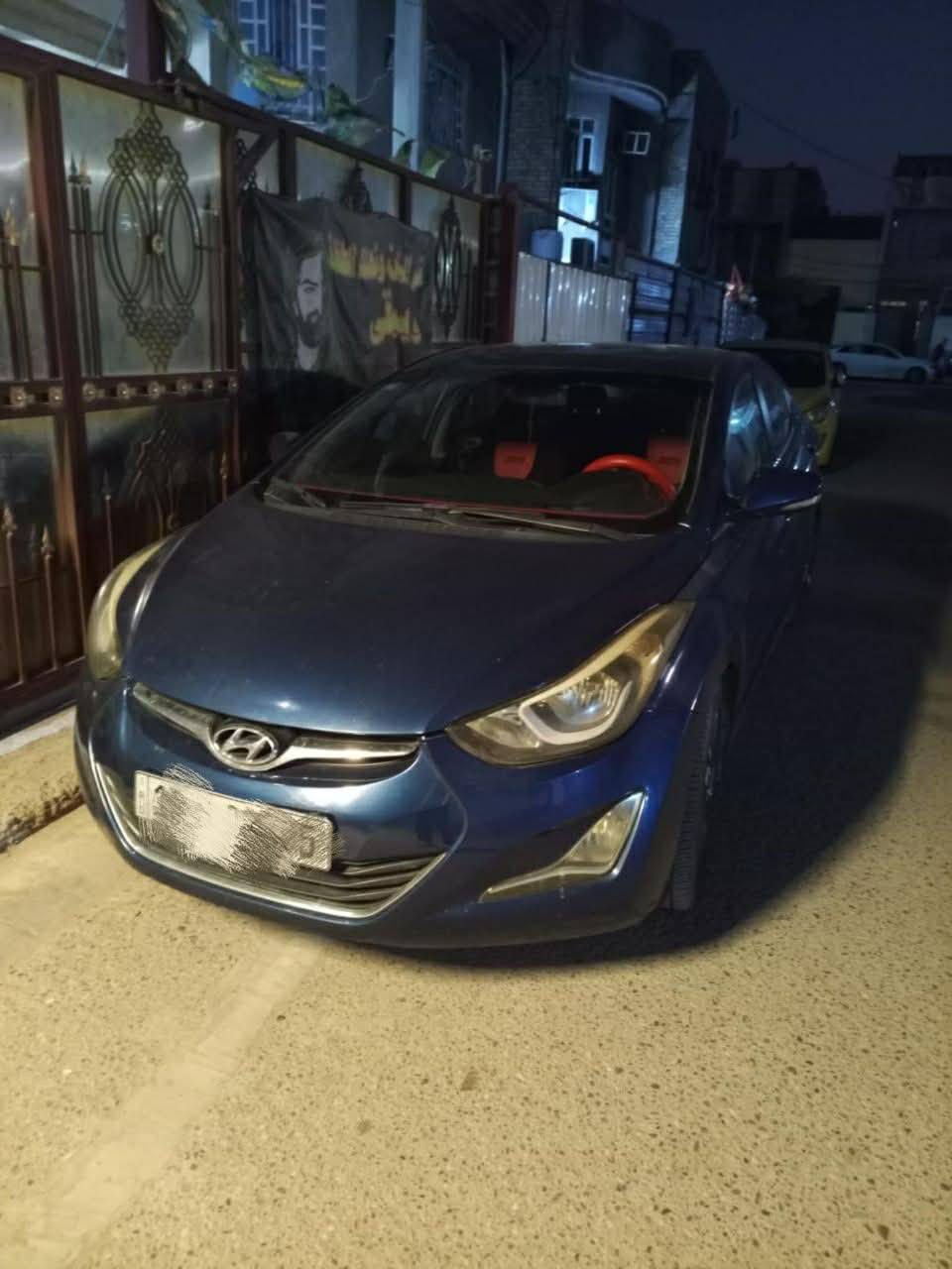 النترا أمريكي مضلع موديل 2016 لون جويتي 
فول مواصفات تحكم استيرن تشغيل بصمة فتحة 
في القمارة أشاير بالمرية بطارية جديدة سيارة حلوة بيها تبديل 
بابين وضبغ جاملغ وشخوط بسيطة 
سعرها 115وبيها مجال 
رقم الموبايل *********** ابو محمد
