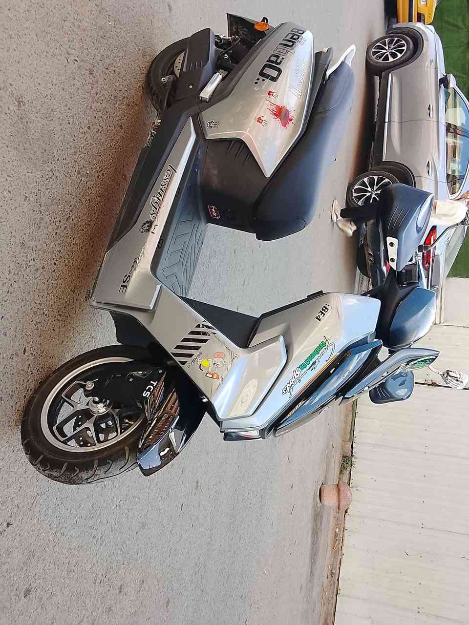 سلام عليكم دراجه شحن جديده للبيع مكاني كراده شارع صناعه ***********
