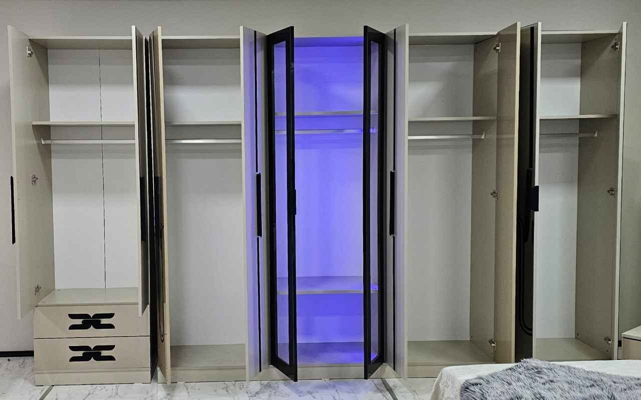 موديل سينا 🩷 

11 قطعه 10 باب 
كنتور. + 2 ملحق 
سرير مخزن 

اناره داخل الكنتور 
ميز تواليت اناره 

السعر. مليون و600 الف
يتوفر توصيل بغداد والمحافظات 🩷 بغداد, العراق


**إذا كنت صاحب هذا الإعلان وتريد حذفه لأي سبب، رجاءا أرسل رسالة إلى الدعم الفني**