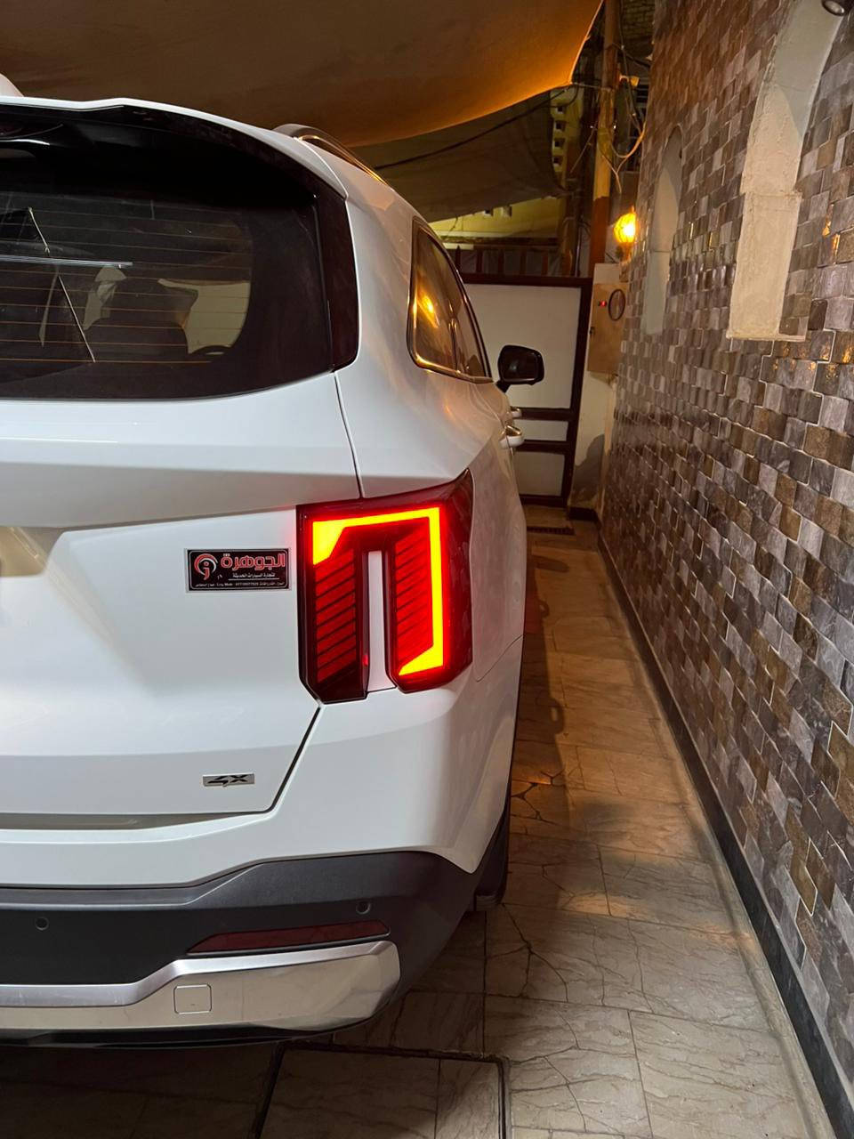 سورنتو 2024فول مواصفات 4x
رقم بغداد تحويل مباشر مكفوله 
ويل 19معروفه موصفات ال4x
***********
السعر350 وبيه مجال شي قليل
ماشيه 52الف حقيقي
